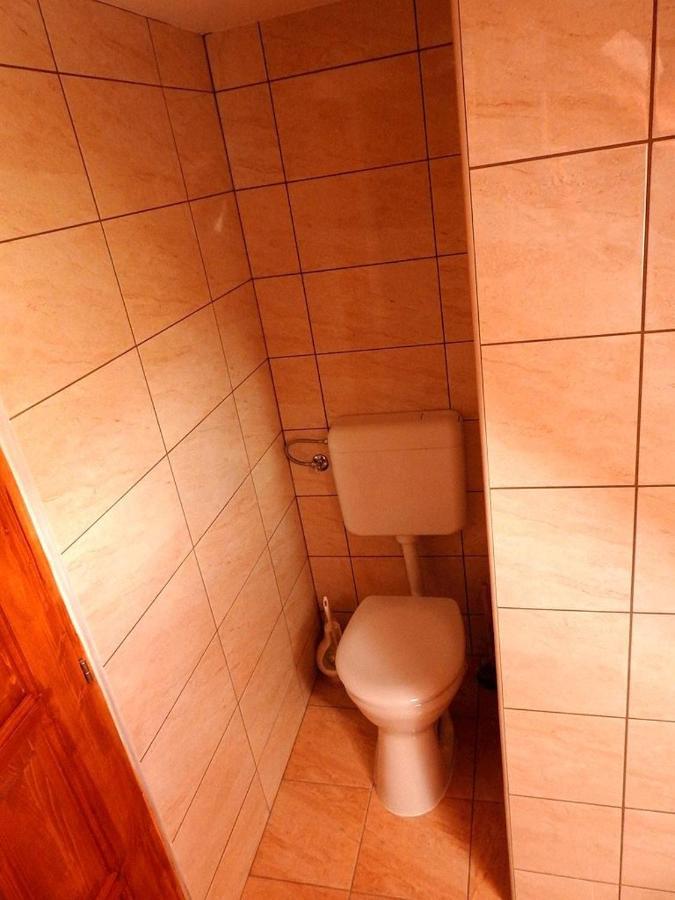 Barackos Vendeghaz Bar Hotel Екстериор снимка